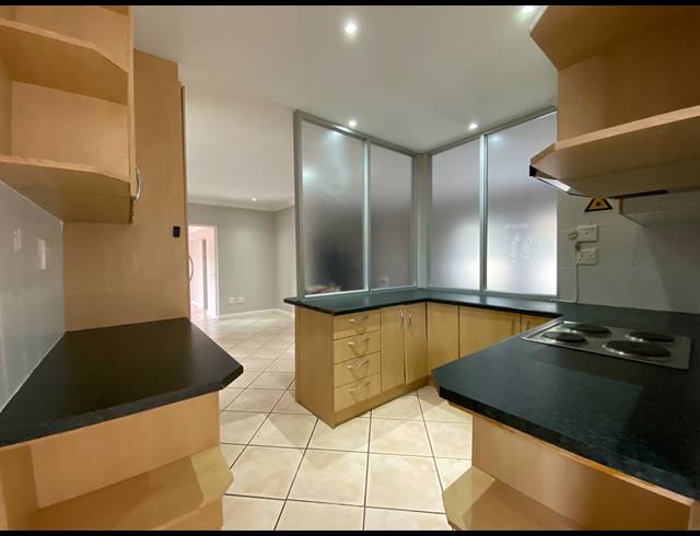 3 BEDROOM FREESTANDING TO LET IN PARKLANDS